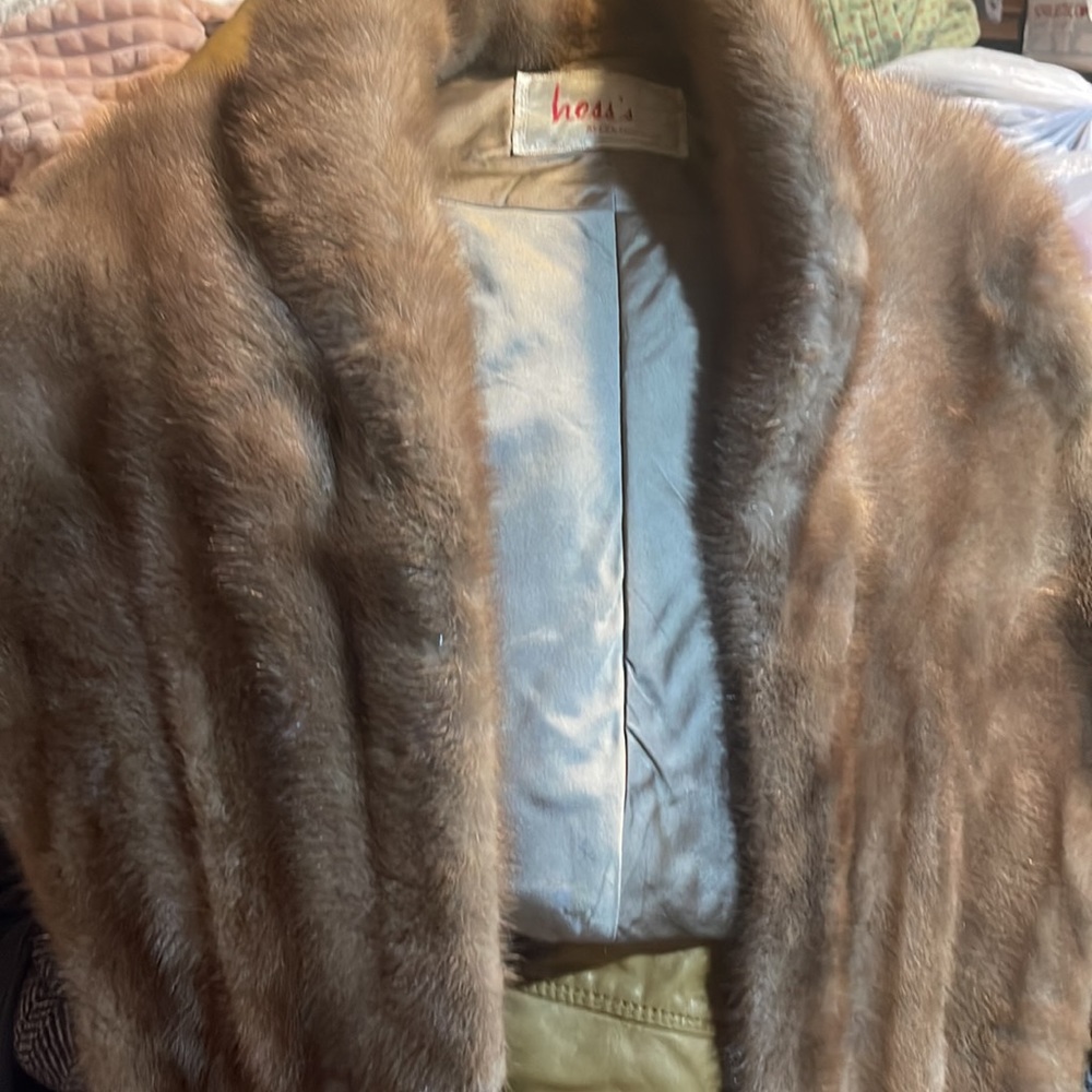Vintage Hess’s of Allentown mink fur shawl type
